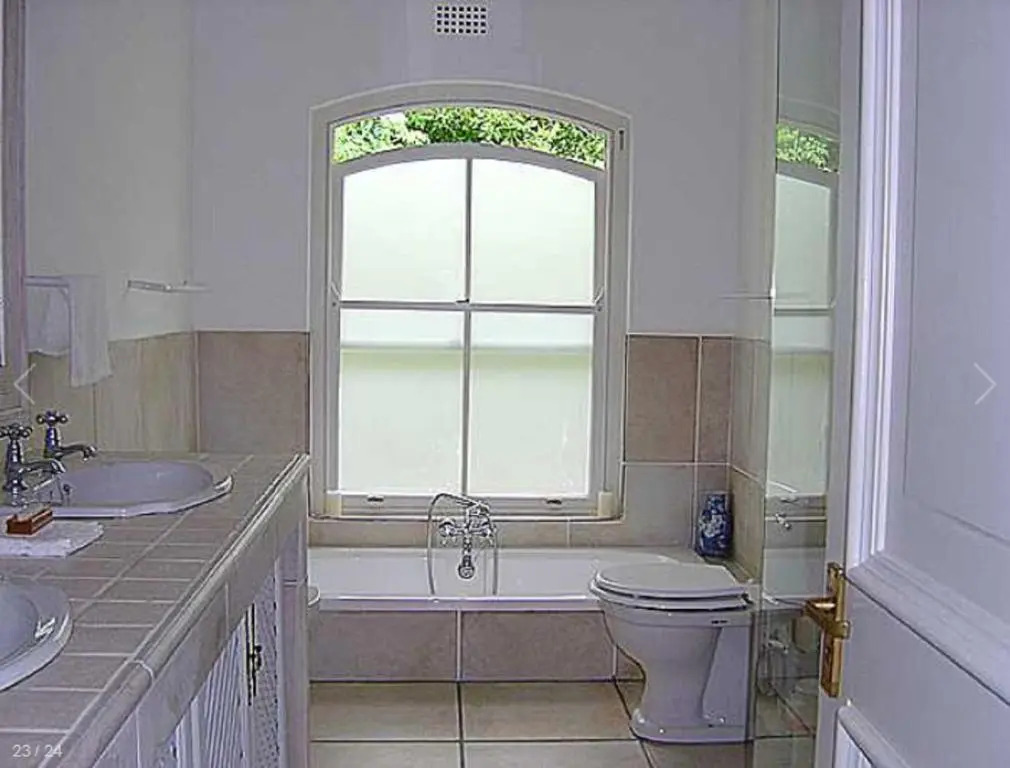 Constantia Valley Lodge