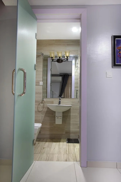 H21 Apartments & Lounge