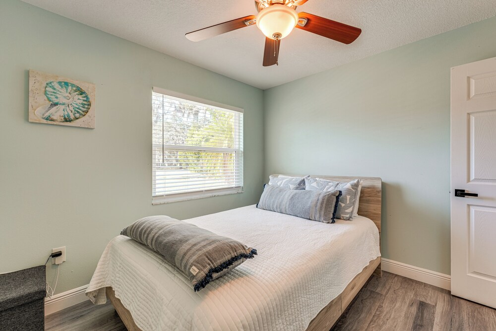 Modern Coastal Escape 1 Mi to Anclote River Park