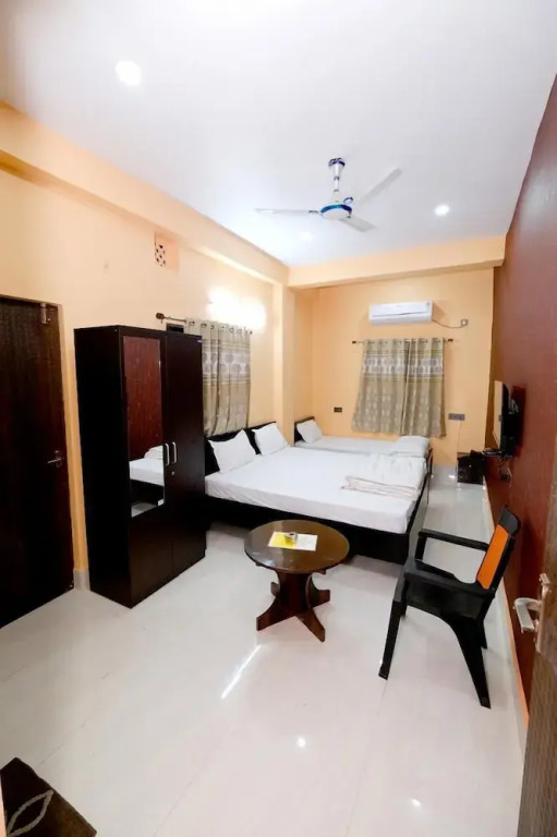 Hotel Krishna Paradise
