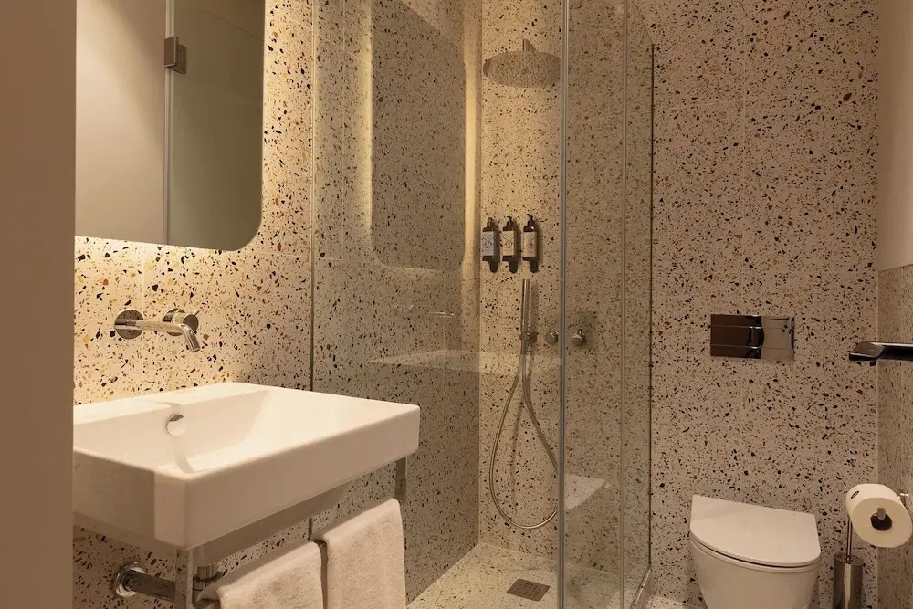 Vandoma Serviced Apartments