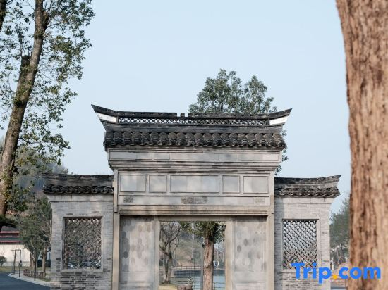 voco Ningbo Dongqian Lake by IHG