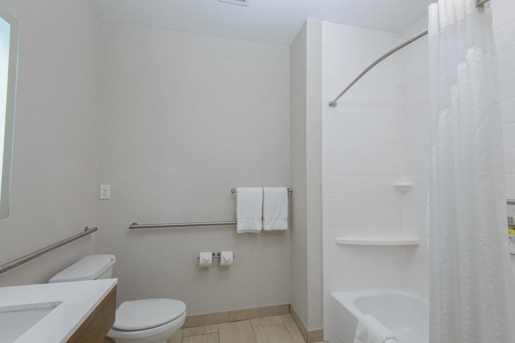 Holiday Inn Express & Suites Corpus Christi by IHG