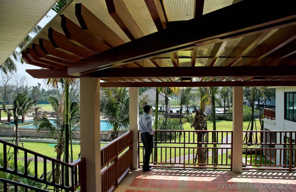 The Nouveau Chumphon Beach Resort And Golf