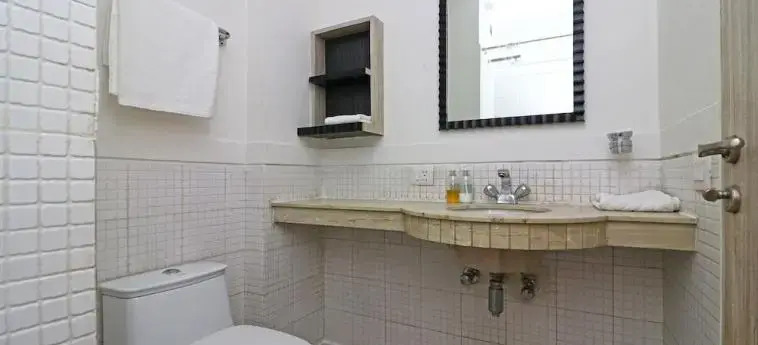Silverkey Pallikaranai By OYO Rooms