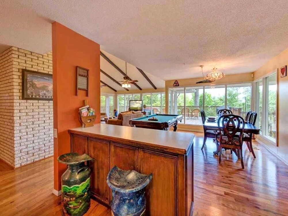NeverEnding View 3 Bedroom Home with Hot Tub