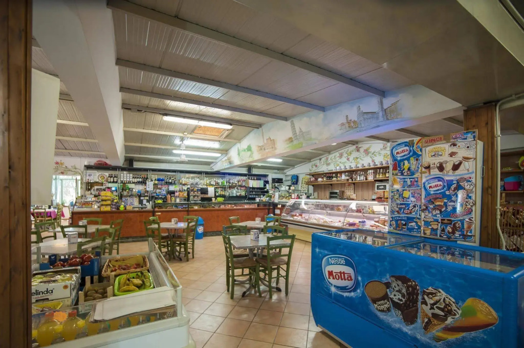 hu Firenze Certosa camping in town