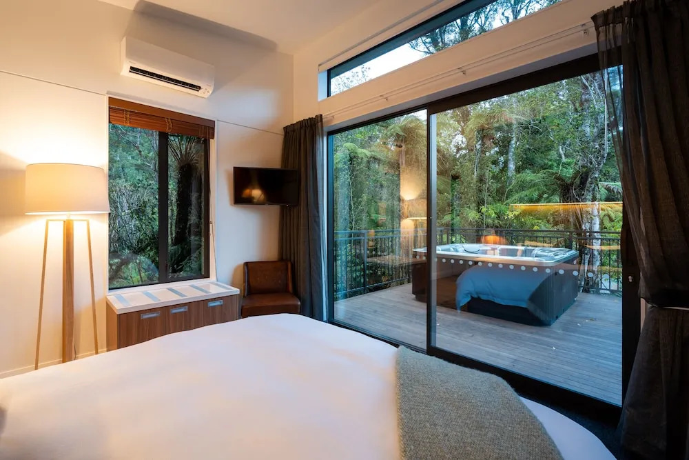 Rainforest Deluxe