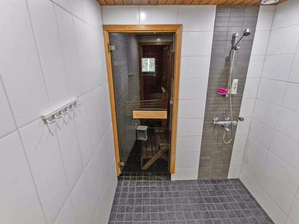 Holiday Home Kiehislevi a
