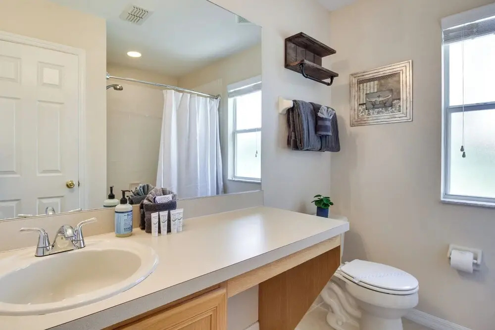 9 Mi to Disney: Resort Townhome w/ Private Patio