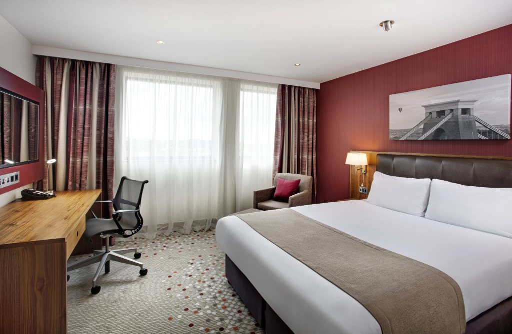 Holiday Inn Bristol City Centre by IHG
