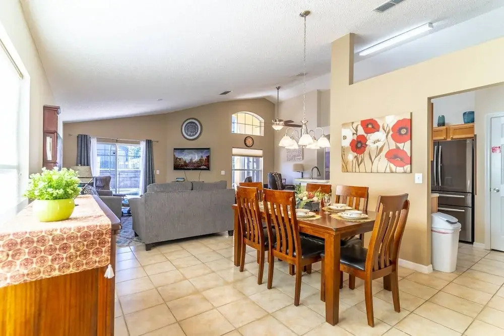 8538 Emerald Island