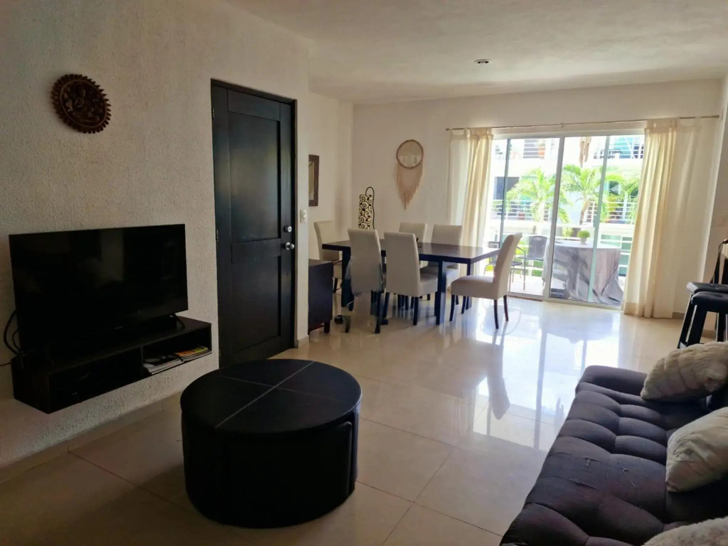 Poolside tranquil apartment in Playa del Carmen