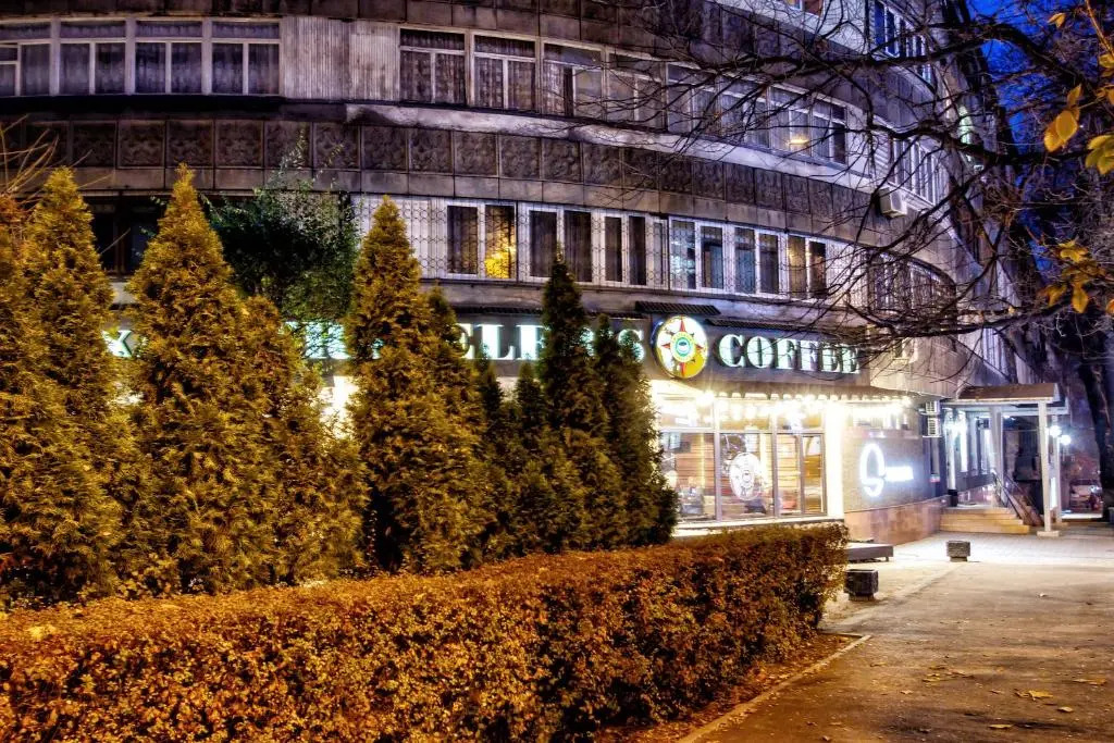 432 Apartamenty v samom tsentre Otlichno podhodjat dlja komandirovannyh i turistov