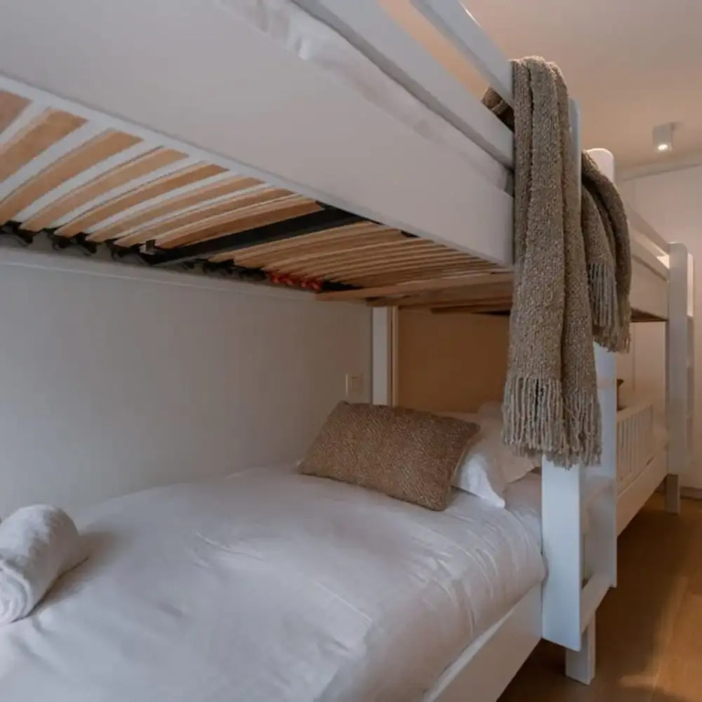 Spacious two Bedroom Apartment in Knokke