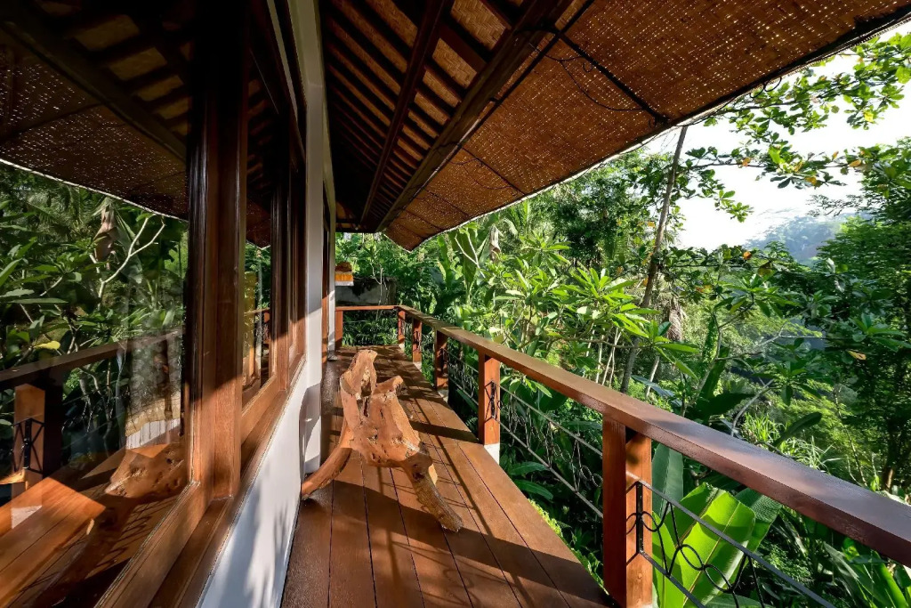 Villa Umah Shanti