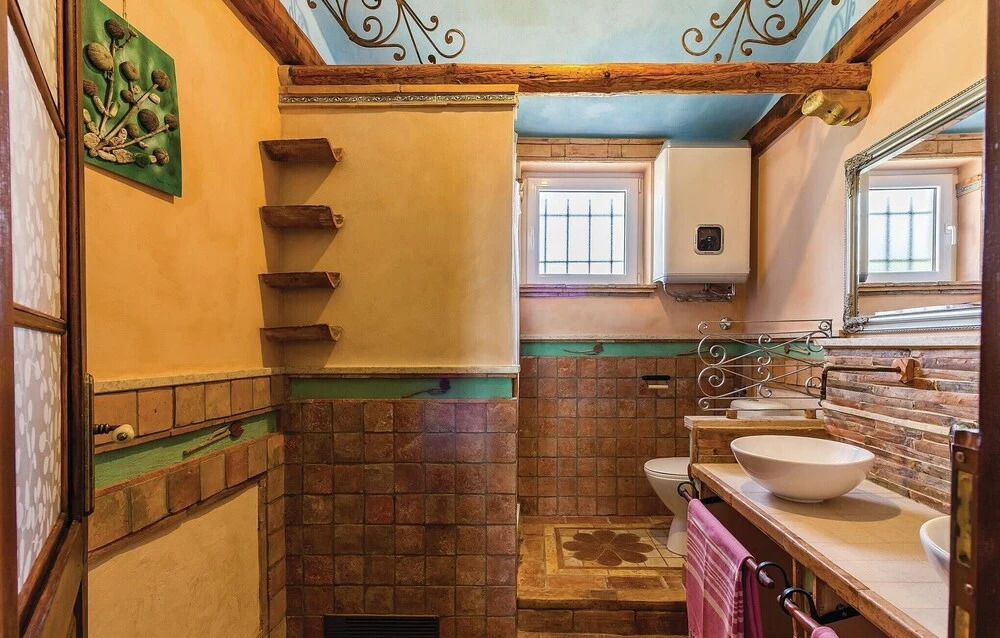 Stunning Home in Krnica With Wifi and 4 Bedrooms