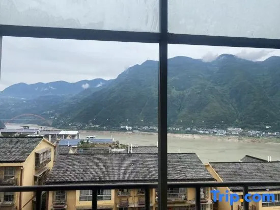 Franz Smart Hotel (Chongqing Wushan County Xiaoshanxia Branch)
