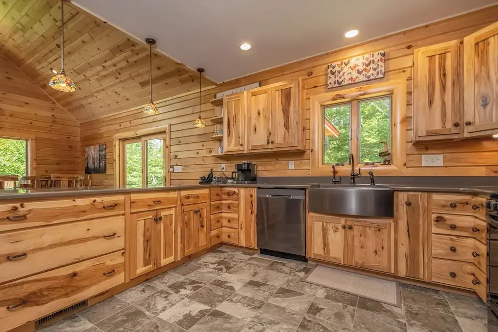 Parhelion Chalet by Taylor Made Deep Creek