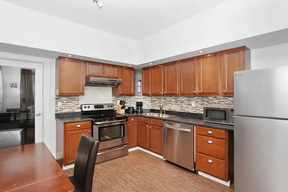 Lemarchant Road Suites