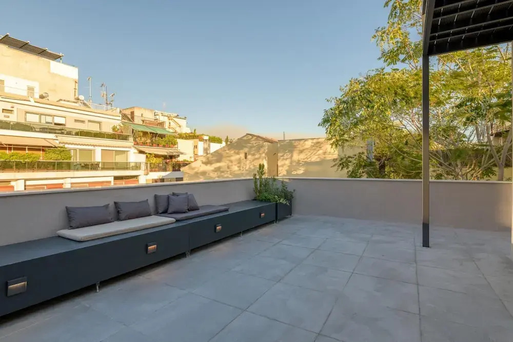 3bdr Modern Design Bright Interiors in Plaka