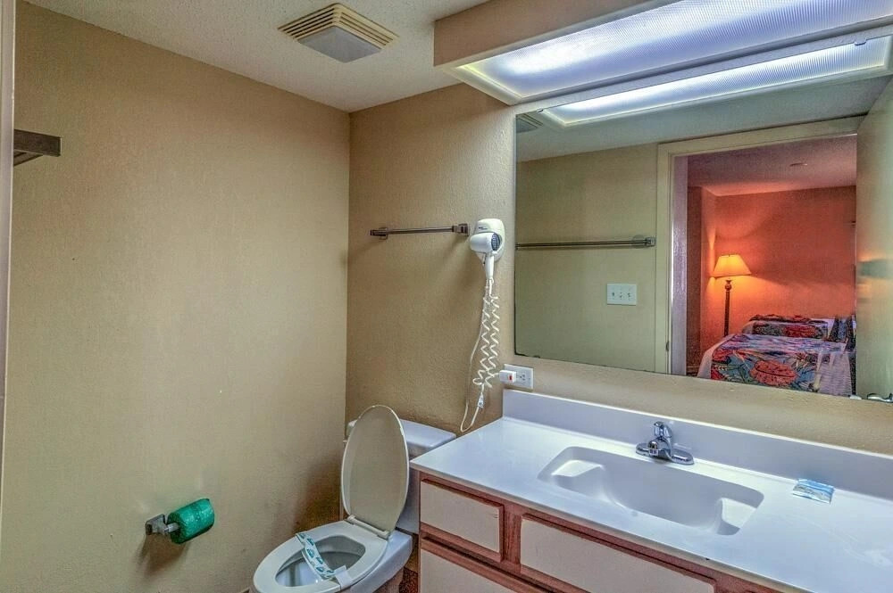 Atlantica Iii ,unit 457 2 Bedroom Condo