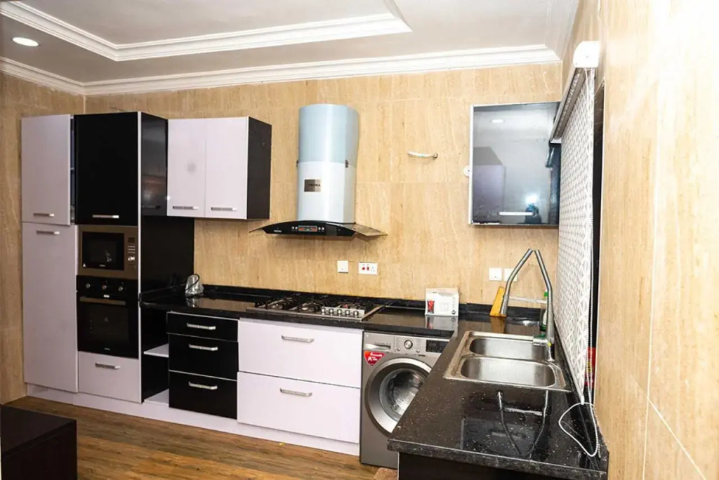 Plistbooking- Astounding 3 Bedroom Apartment Short Let In Lekki Lagos Nigeria