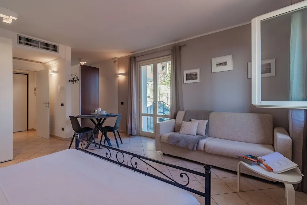 Cascine Apartments by Wonderful Italy