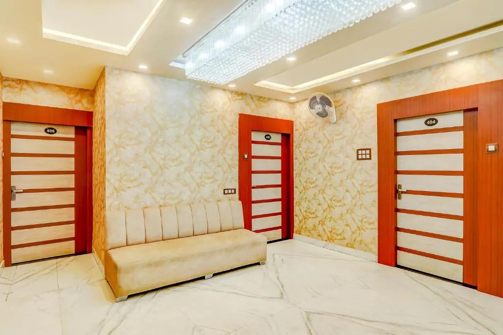Fabhotel V Square