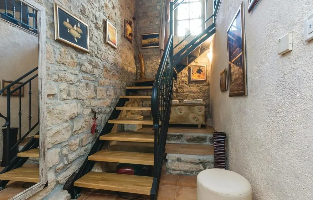 Beautiful Home in Benkovac With 2 Bedrooms, Wifi and Outdoor Swimming Pool