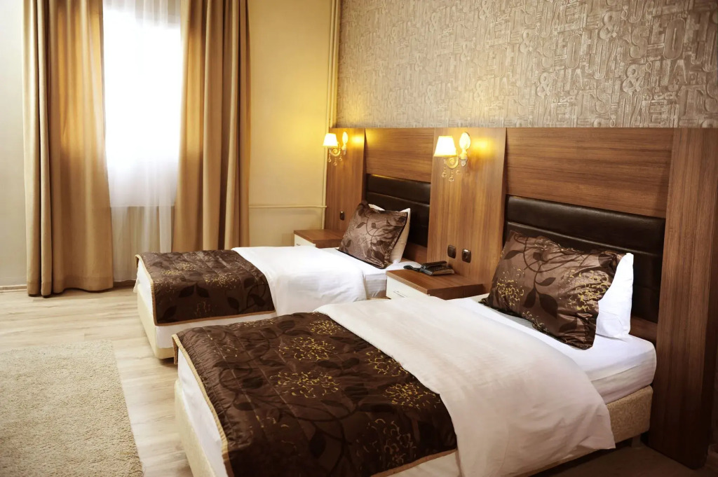 Tanik Hotel
