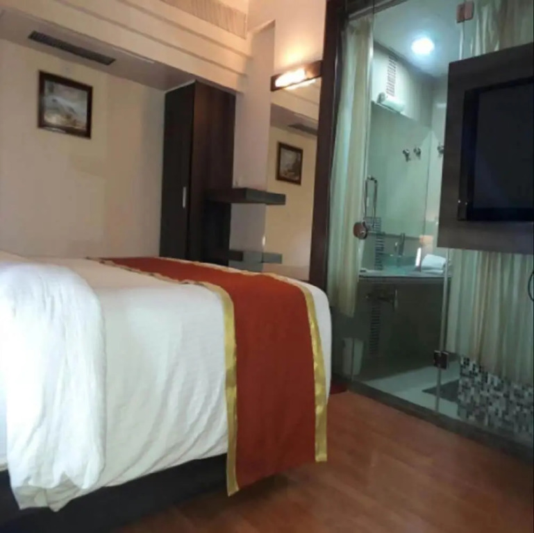 Hotel Crown