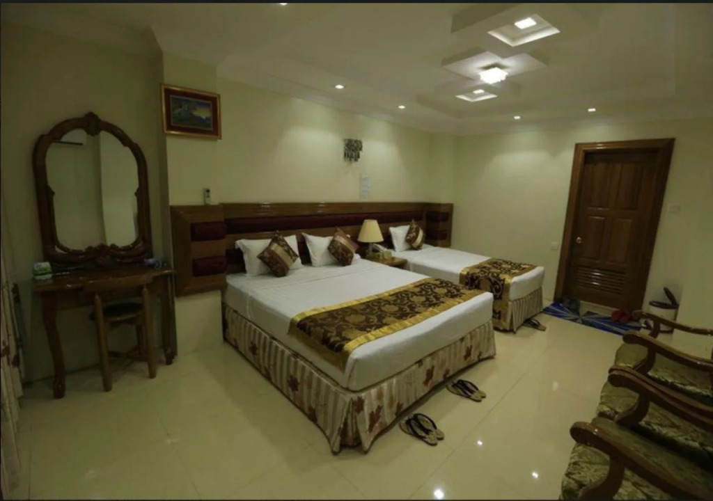 Hotel Moe Thee
