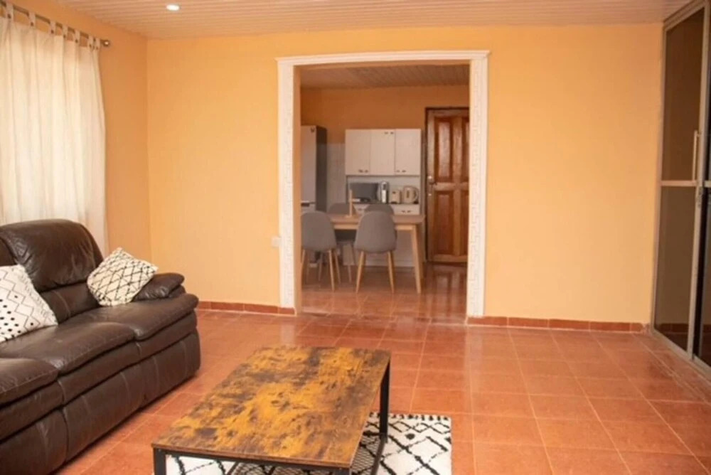 Full AirCon- 3Bed Villa- A c- WiFi- HotWater
