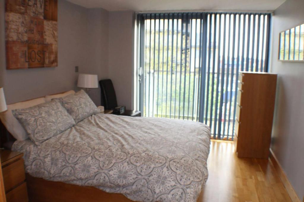 Bow Apartments