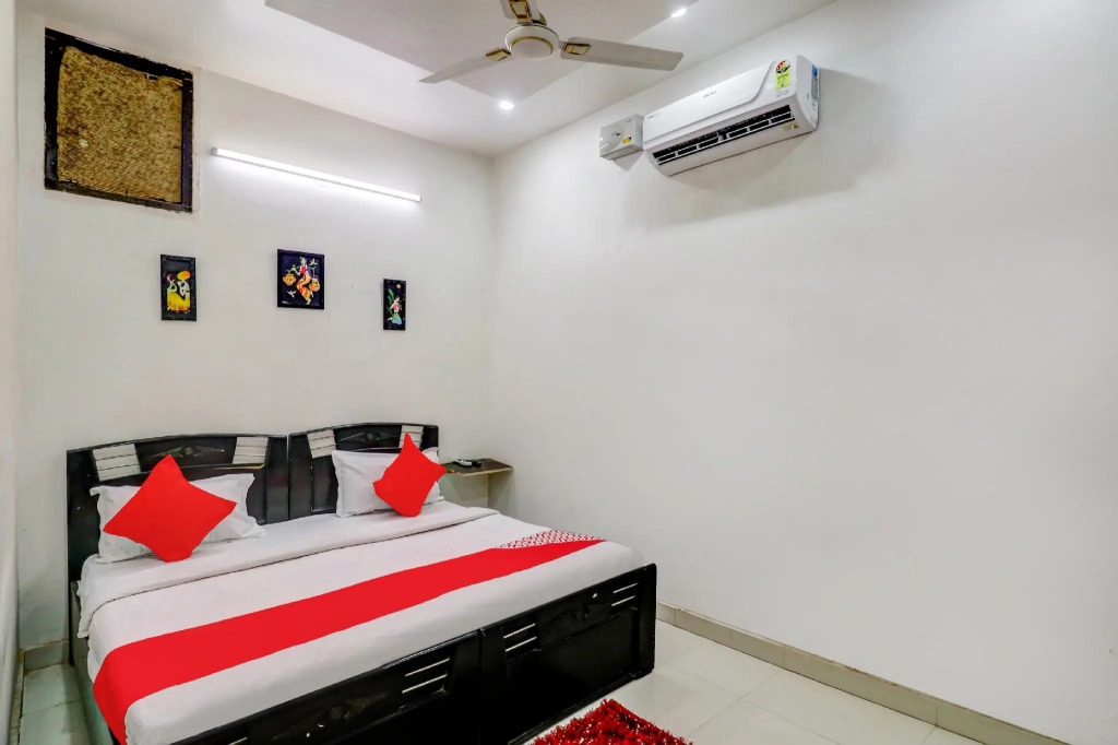 OYO 79443 Bliss Residency