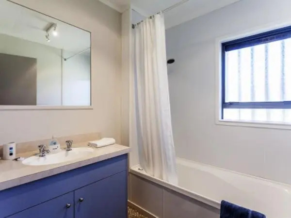 Hahei Beach House - 3 Bedroom