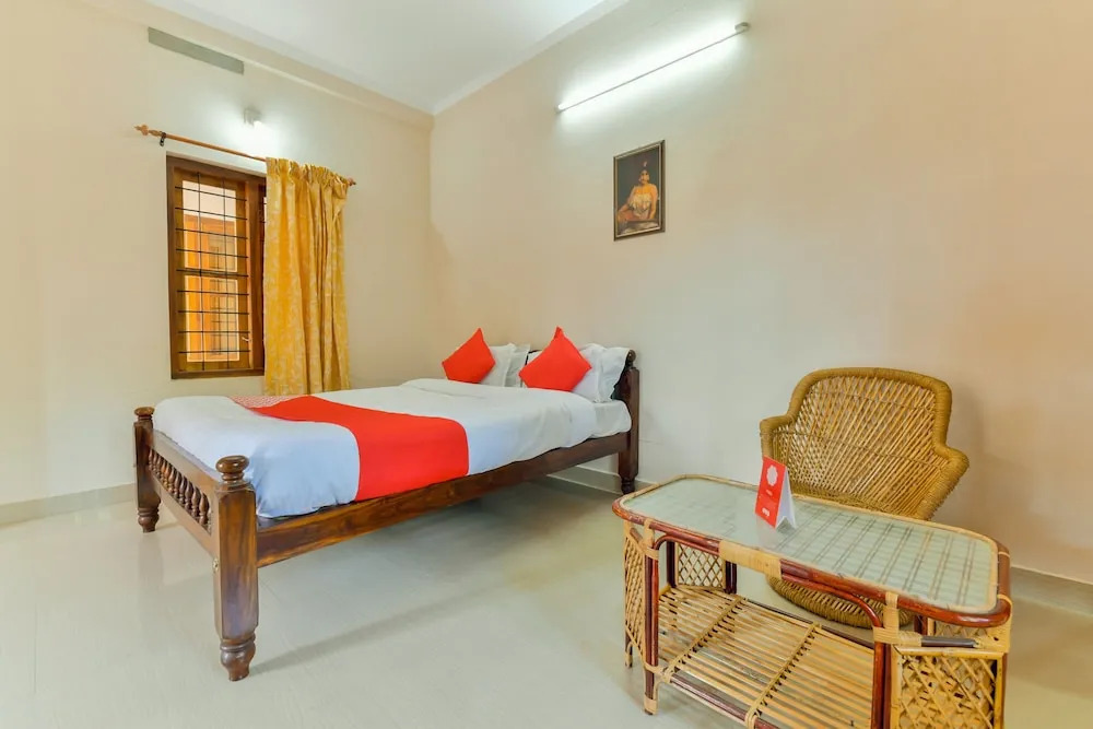 OYO 22767 Holidays Inn Wayanad
