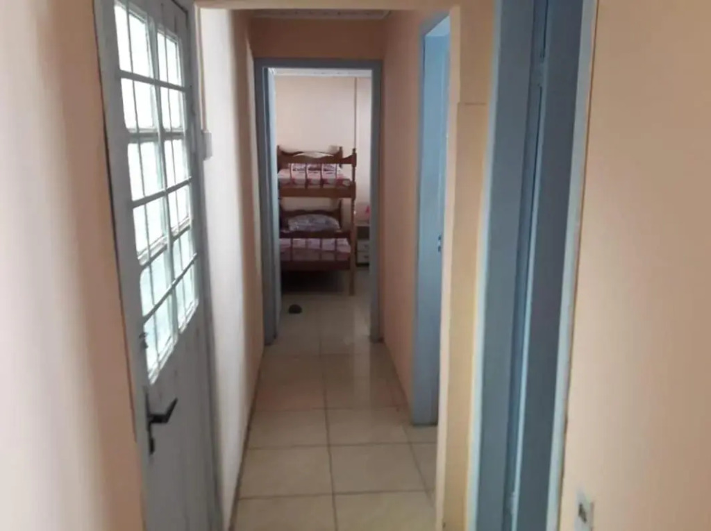 casa de praia em Itapoá SC a uma quadra da praia