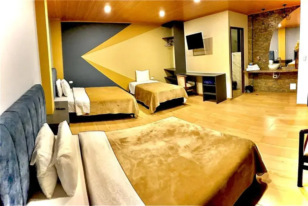 Vymar Hotel