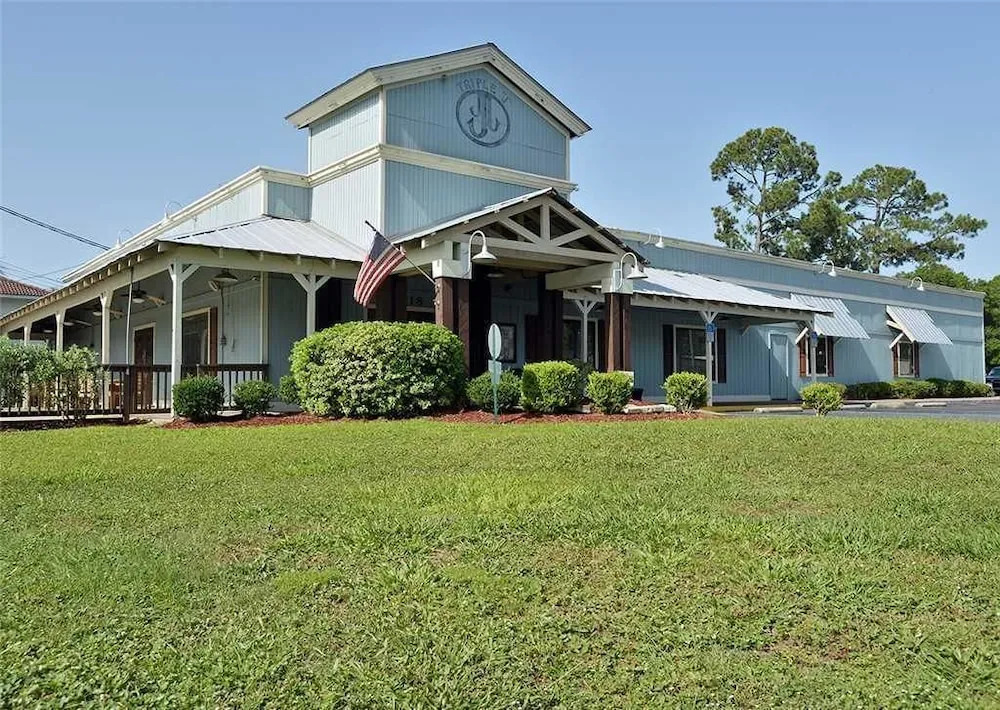 Regency 1003 - Three Bedroom Condo