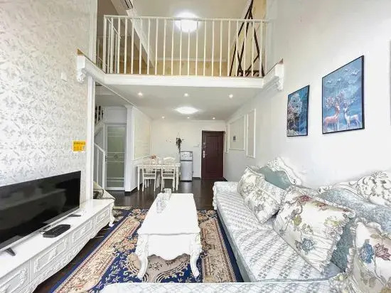 Yaokai Serviced Apartment (Nanning Wanxiang Mall)