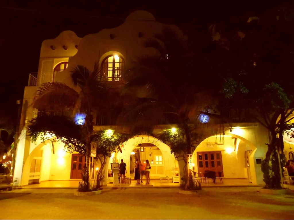 Coco Rio Hotel - Mamitas Beach Area
