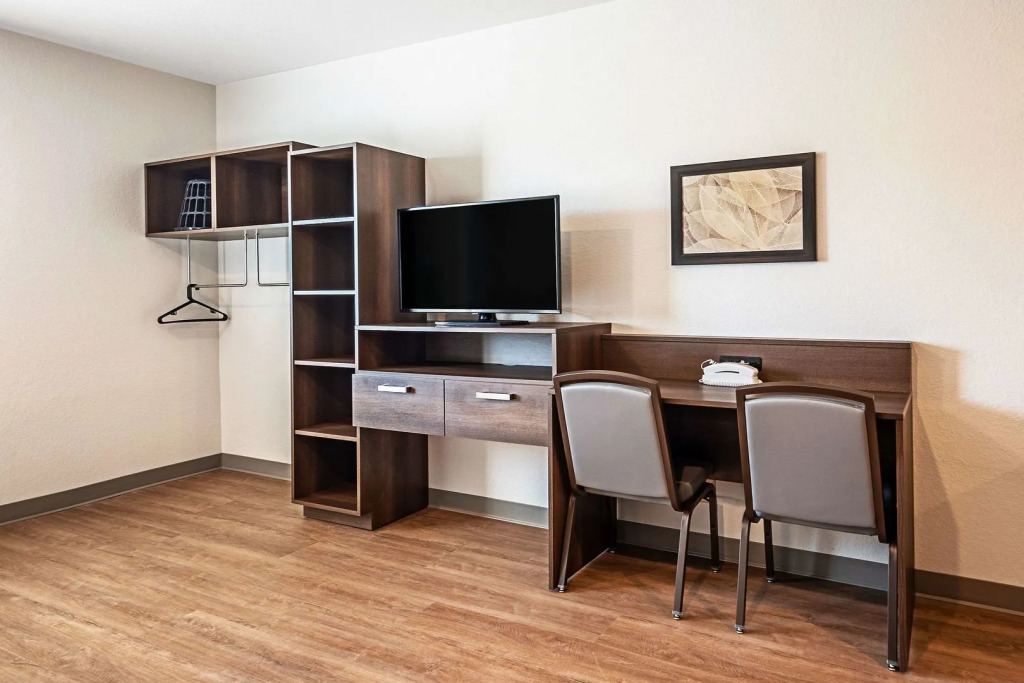 WoodSpring Suites Naples East