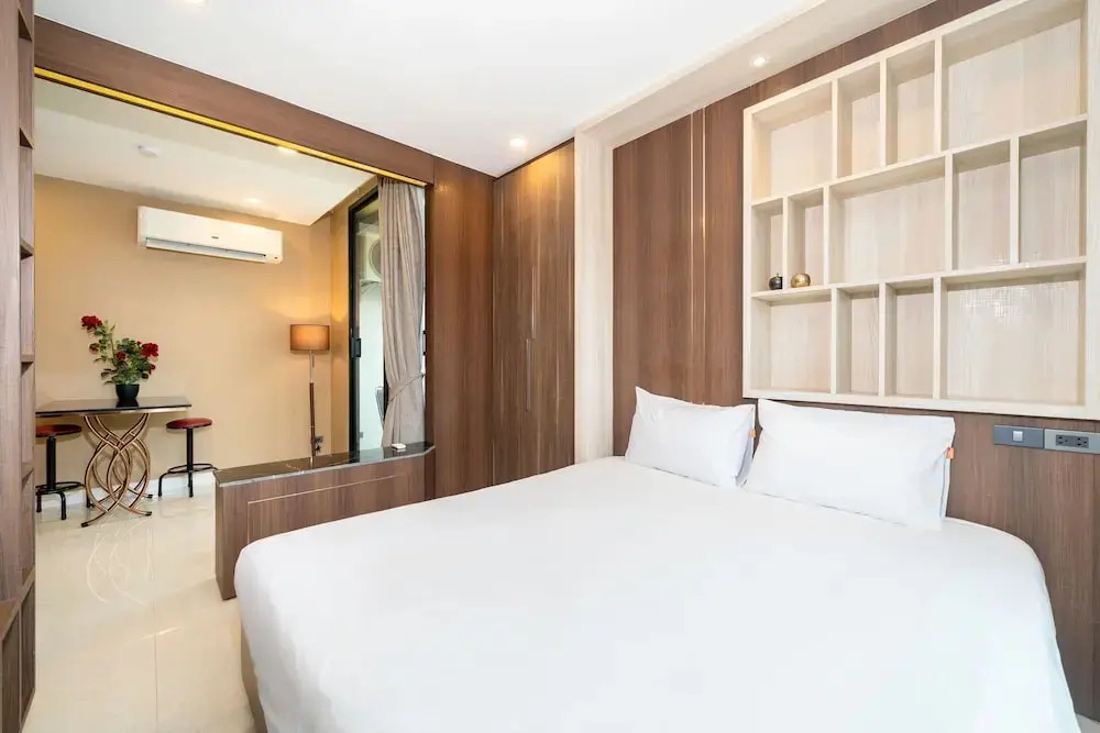 Elegant Suite B603 at Viva Patong Condo