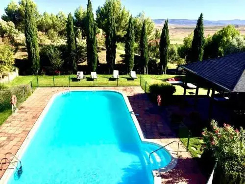 Hotel Pago De Cirsus