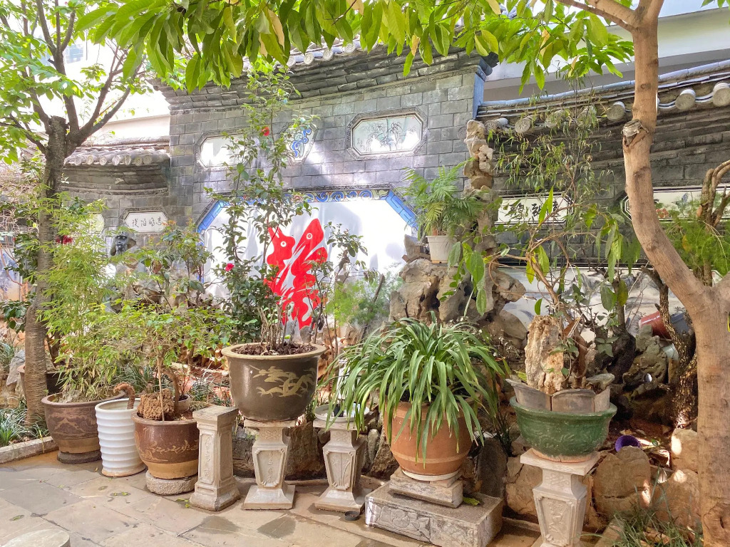 Old Story Inn Lijiang Old Town