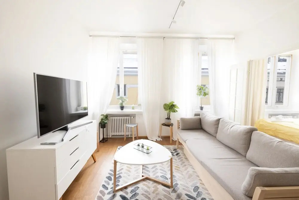 2ndhomes Cozy & Modern Top Floor Home
