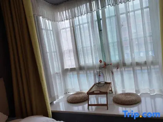 Kai mesi E sports Hotel