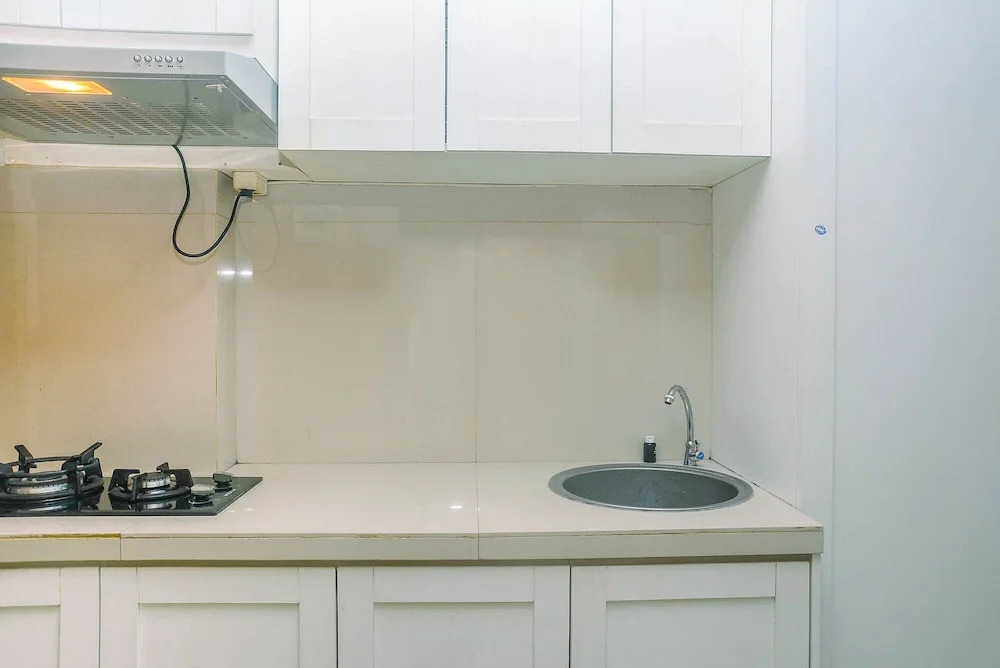 Minimalist And Comfy Studio At Grand Dhika City Apartment
